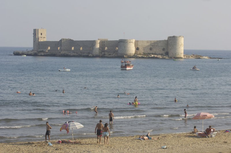 Image of Castle in the Sea